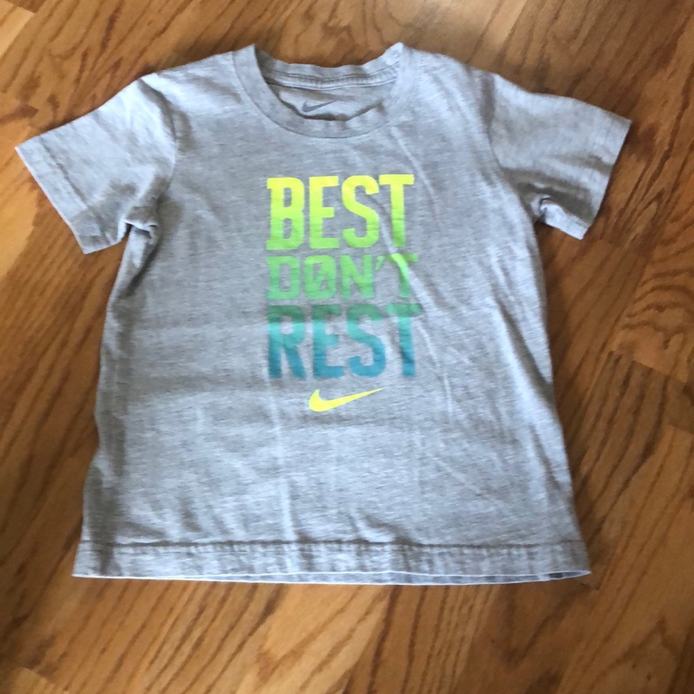 Boys youth Nike shirt